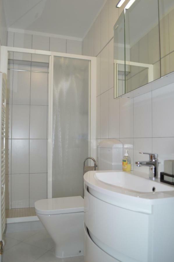 Apartmani Mila Sukosan Luaran gambar